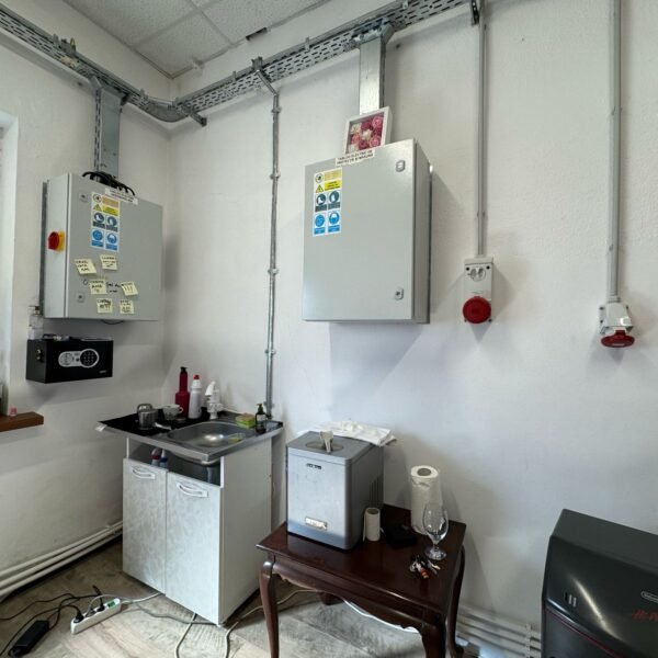 WhatsApp Image 2025-06-02 at 09.37.31